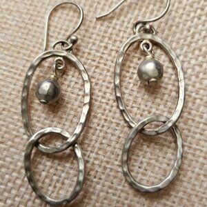Silpada W1755 Matte Hammered Sterling Silver Link Earrings Dangle • Like New